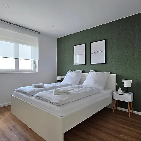 Laganini 1&3 Apartman Podaca