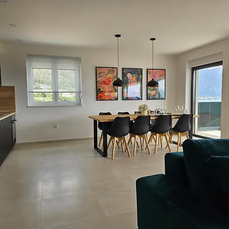 Laganini 1&3 Apartman *