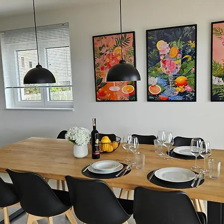 Apartman Laganini 1&3 *